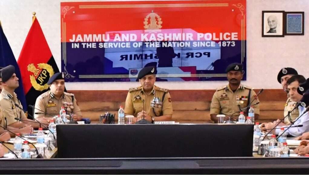 Central Kashmir security grid under sharper watch as IGP Sujit Kumar orders tougher field measures Central Kashmir security grid under sharper watch as IGP Sujit Kumar orders tougher field measures
