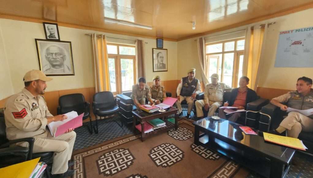 SSP Sham directs police to expedite case disposal, strengthen crime prevention, security measures SSP Sham directs police to expedite case disposal, strengthen crime prevention, security measures