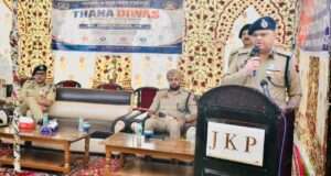 DIG NKR directs Sopore Police to strengthen public outreach, address genuine grievances on priority