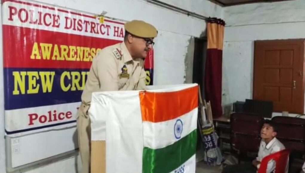 Handwara Police conducts awareness drive on New Criminal Laws, stresses legal compliance Handwara Police conducts awareness drive on New Criminal Laws, stresses legal compliance