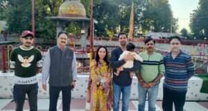 Shopian DC Shishir Gupta visits Shri Martand Tirath, offers prayers