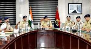 IGP Kashmir tightens security grid in Bandipora, orders vigilance against emerging threats