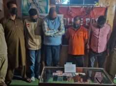 Five gamblers held in Kulgam, stake money, vehicles seized