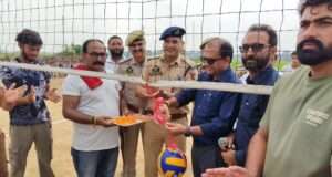 32-team Volleyball Tournament opens in Gangu Chak in memory of police martyrs