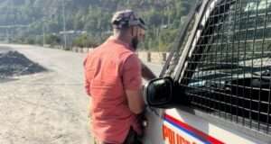J&K Police crack down on public smoking in Boniyar, Chandanwari markets