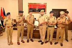 Investigative excellence rewarded as Srinagar Police honours officers for solving critical cases