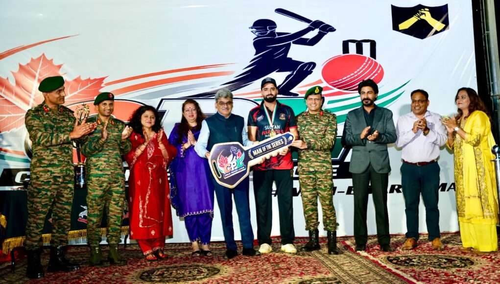 Sultan Warriors Baramulla lift inaugural Chinar Premier League Trophy after thrilling final