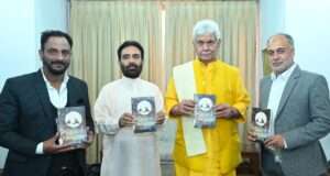 LG Sinha unveils ‘Journal of the Waypoints’, showcasing Kashmiri poetry in English