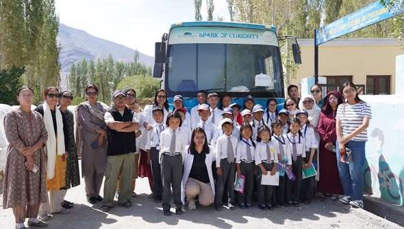 Mobile STEM Lab takes Science beyond textbooks at Phey School Mobile STEM Lab takes Science beyond textbooks at Phey School