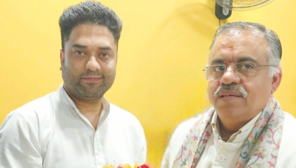 BJP’s Manzoor Bhat meets Tarun Chugh