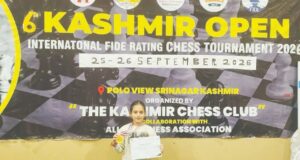 Naisha Handoo wins U-10 Gold at Kashmir International Open Chess Tournament