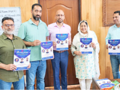 Director Health Kashmir unveils brochure for 17th IDA J&K Dental Conference