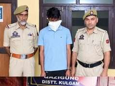 Two drug peddlers arrested in Anantnag, Kulgam; heroin, cannabis recovered