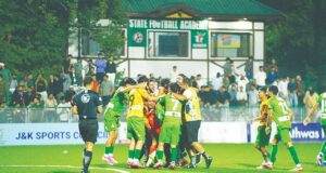 Khyber Cement Kashmir Super League 2026 | Athwas India XI win dramatic tie-break 6-5, storm into final
