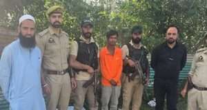 Drug, liquor network faces heat in Shopian, two held with contraband