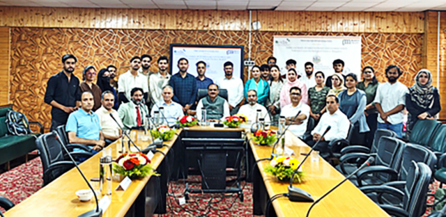 Kashmir hosts specialised high-altitude ecology course for young wildlife enthusiasts Kashmir hosts specialised high-altitude ecology course for young wildlife enthusiasts