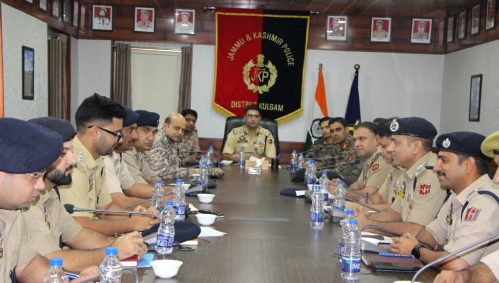 J&K Police review security of minorities, anti-terror operations in Kulgam
