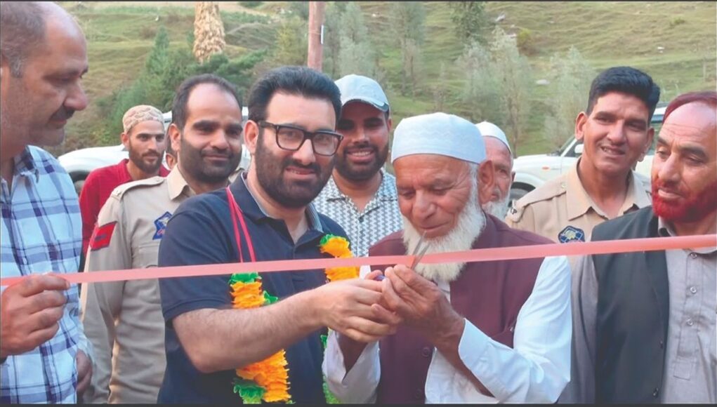 Over Rs 20.89 Cr road projects launched in Kupwara's Machil: Qaysar Lone