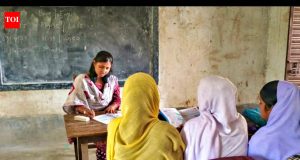 West Bengal School Staff Political Activities: West Bengal bans political activities by school staff; teachers’ salary hikes, promotions may depend on students’ performance