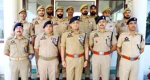 IGP Kashmir rewards Budgam Police for exposing fake job syndicate, advancing digital beat policing