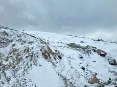 Fresh snowfall blankets Sinthan Top, signals early winter chill in higher reaches
