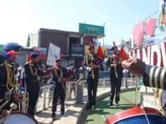 Handwara main chowk resonates with patriotic tunes as band show honours police marty
