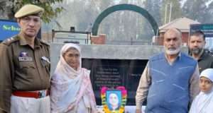 Awantipora Police honours martyrs by visiting families, displaying portraits in schools across Pampore