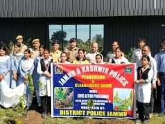 Jammu Police conducts cleanliness, plantation drive at Kanachak, Akhnoor