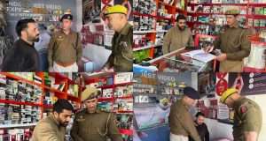 Shopian Police inspects SIM card vendors across district to prevent unauthorized issuance, misuse