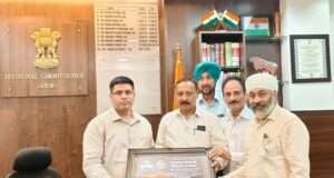 Vansh Sabre Sports Foundation felicitates Divisional Commissioner Jammu, seeks athlete-friendly measures