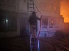 Massive Karan Nagar fire brought under control after overnight operation; IGP Kashmir praises Srinagar Police for emergency response
