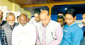 Autumn Silk cocoon auction market commences in Srinagar
