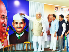 JKPCC marks Mahatma Gandhi, Lal Bahadur Shastri birth anniversaries with tributes in Srinagar