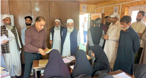 Director Sericulture takes stock of development needs in Uri border villages