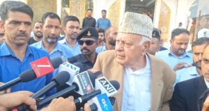 Farooq Abdullah welcomes Supreme Court notice, says NC to present new constitution to public