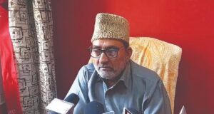 Soaring prices crushing poor: Akhoon