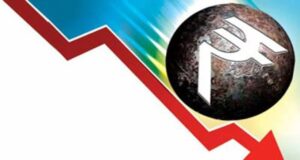 Rupee trades in narrow range against US dollar in early trade