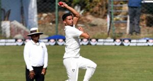 Sunil Kumar leads J&K's disciplined bowling effort